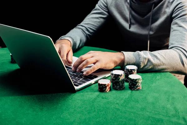 What Players Notice When Comparing casino non aams