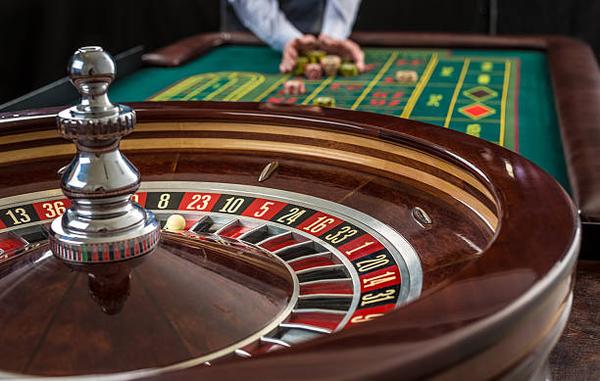 Exploring Premium Live Gaming at online casinos Singapore for Modern Players