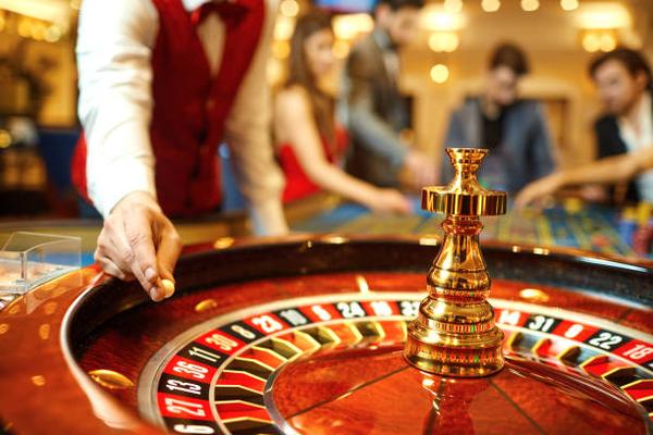 What to Consider When Reading arab online casinos Reviews